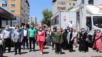 AK PARTİ KAN VERDİ
