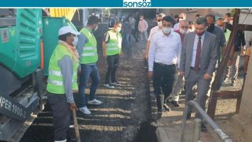 Asfalt &ccedil;alışmalarını yerinde inceledi