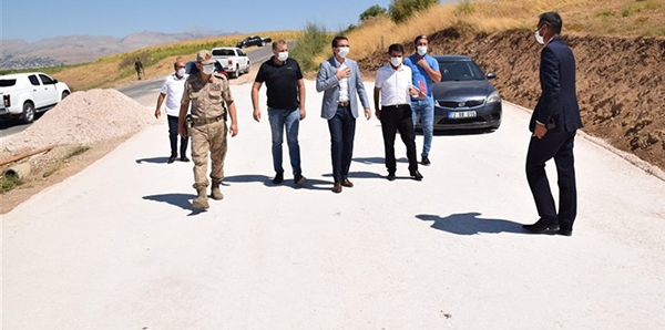 K&Ouml;Y YOLLARINDA İNCELEME