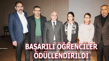 BAŞARILI &Ouml;ĞRENCİLER &Ouml;D&Uuml;LLENDİRİLDİ