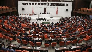 İstihdam teşviki ve bor&ccedil; yapılandırmasına ilişkin kanun teklifi yasalaştı