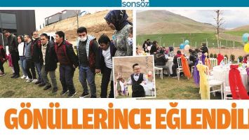 G&Ouml;N&Uuml;LLERİNCE EĞLENDİLER