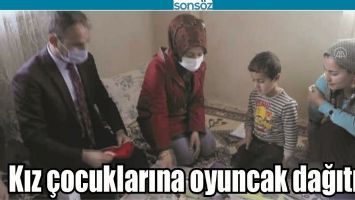 KIZ &Ccedil;OCUKLARINA OYUNCAK DAĞITILDI