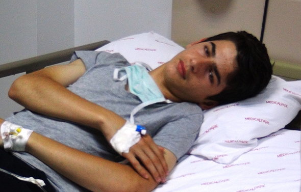 16 YAŞINDAKİ &Ccedil;OCUĞU KENE ISIRDI&hellip;