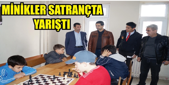 MİNİKLER SATRAN&Ccedil;TA YARIŞTI