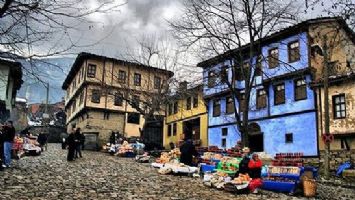 DARISI HASANKEYF&rsquo;İN BAŞINA