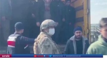 72 d&uuml;zensiz g&ouml;&ccedil;men yakalandı