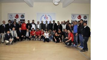 MASA TENİSİNDE DEV FİNAL!