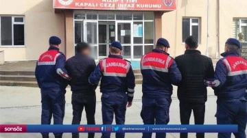 8 g&ouml;&ccedil;men ka&ccedil;ak&ccedil;ısı tutuklandı