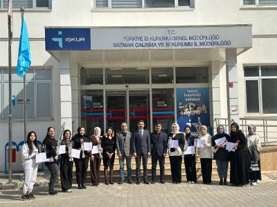 8 Mart&rsquo;a &ouml;zel iş kul&uuml;b&uuml;