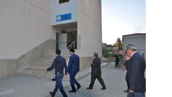 &Ccedil;ELİK, KOZLUK&rsquo;TA OKULLARI İNCELEDİ
