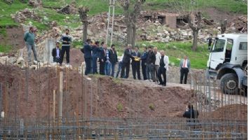 SAĞLIK MERKEZİ&rsquo;NİN TEMELİ ATILDI