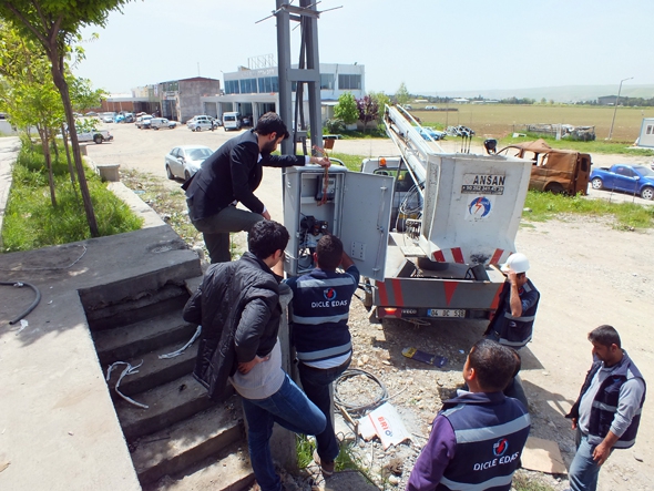 SANAYİ SİTESİ, AYDINLATILDI