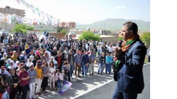 &ldquo;AK PARTİ, TABELA PARTİSİ OLACAK&rdquo;