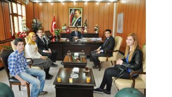 K&Ouml;Y OKULU &Ouml;ĞRENCİLERİ, &Ccedil;ELİK&rsquo;İ ZİYARET ETTİ