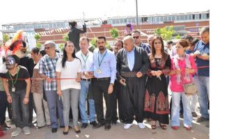 TİYATRO FESTİVALİ DOLU DOLU BAŞLADI