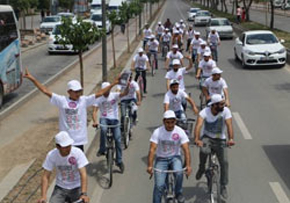 GEN&Ccedil;LER, HDP İ&Ccedil;İN PEDAL &Ccedil;EVİRDİ