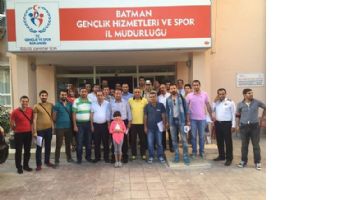 ANTREN&Ouml;R VE TEMSİLCİLER BİR ARADAYDI