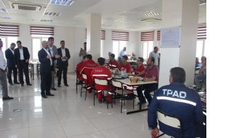 G&Ouml;K, TP İŞ&Ccedil;İLERİNİ ZİYARET ETTİ