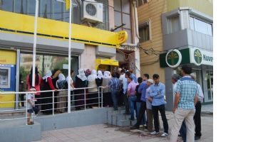 MAAŞ G&Uuml;N&Uuml;, EZİYETE D&Ouml;N&Uuml;ŞT&Uuml;
