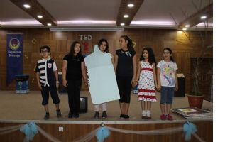 TED &Ouml;ĞRENCİLERİ, PEK D&Uuml;Ş&Uuml;ND&Uuml;RD&Uuml;!