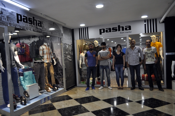 PASHA FROM İTALY, GİYİMDE MARKA İSİM