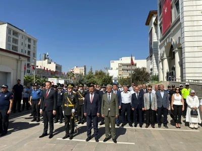 Adıyaman'da B&uuml;y&uuml;k Zafer'in 103. yıl d&ouml;n&uuml;m&uuml; kutlanıyor
