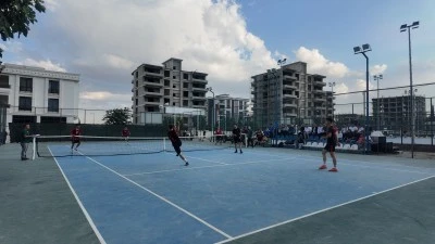 Adıyaman'da &ouml;ğretmenler ve &ouml;ğrenciler sahada buluştu
