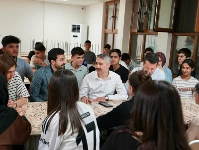 AK Parti Milletvekili Alkayış, gen&ccedil;lerle bir araya geldi