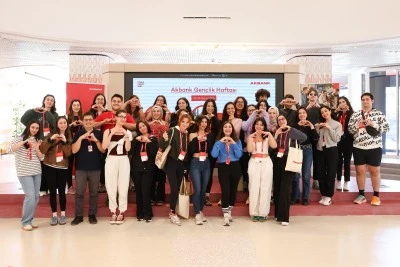 Akbank Gen&ccedil;lik Akademisi d&ouml;rd&uuml;nc&uuml; yılını tamamladı