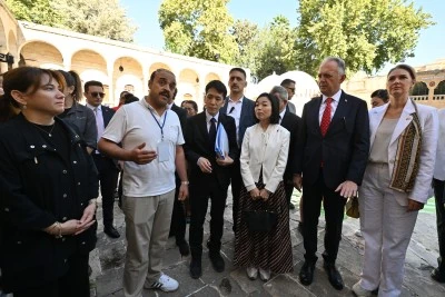 Akiko Mikasa, Balıklıg&ouml;l'&uuml; ziyaret etti