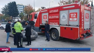 Alev alan otomobilde hasar oluştu