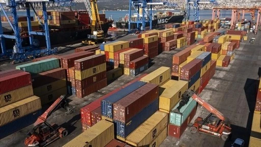 Almanya, T&uuml;rkiye'nin en &ccedil;ok ihracat yaptığı &uuml;lke olmayı s&uuml;rd&uuml;r&uuml;yor