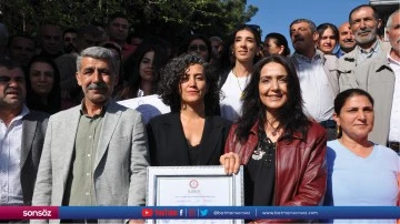 Amak, mazbatasını aldı
