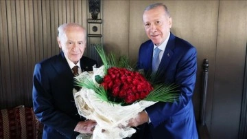 Ankara'da G&ouml;r&uuml;şme: Erdoğan ve Bah&ccedil;eli Buluştu
