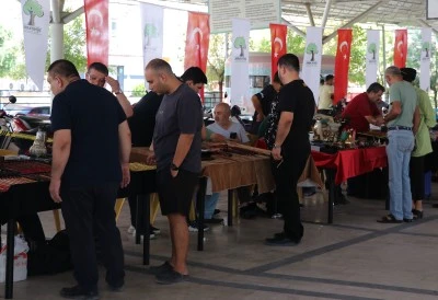 Antika eşyalar vatandaşların beğenisine sunuldu