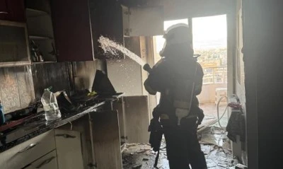 Apartman dairesinde &ccedil;ıkan yangın s&ouml;nd&uuml;r&uuml;ld&uuml;