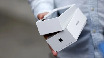 Apple, evde akıllı telefon tamiri i&ccedil;in kullanıcılara par&ccedil;a ve alet sağlayacak