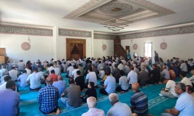 Araban'da depremde yıkılan Merkez Cami yeniden yapılarak ibadete a&ccedil;ıldı