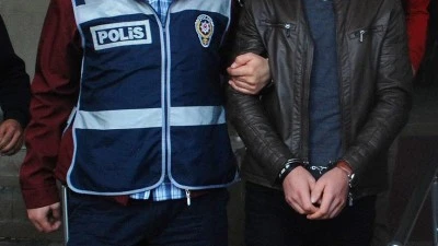 Aranan uyuşturucu satıcısı yakalandı