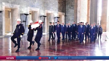 ASELSAN Anıtkabir'i ziyaret etti