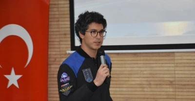 Astronot Tuva Cihangir Atasever, &ouml;ğrencilerle buluştu