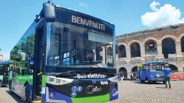 Avrupa'yı elektriklendiren Karsan'a ihracatta "G&uuml;m&uuml;ş" &ouml;d&uuml;l
