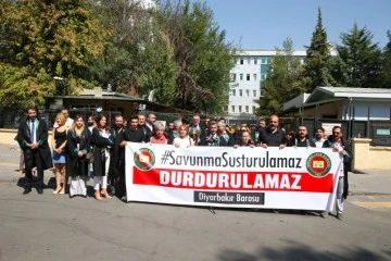 Avukatlara y&ouml;nelik saldırılar protesto edildi