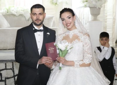 Babası, ablası ve kızının ardından oğlunun da nikahını kıydı