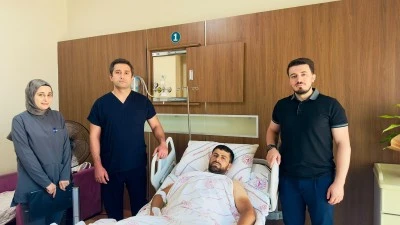 Bacağını beton mikserine kaptıran kişi ameliyatla sağlığına kavuştu