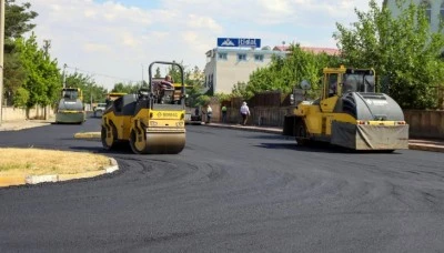 Bağlar&rsquo;da 10 yıldır hizmet g&ouml;rmeyen yollar yenileniyor