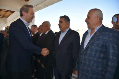 Bakan Bayraktar, Şırnak'ta "Ter&ouml;rs&uuml;z T&uuml;rkiye Kadınla M&uuml;mk&uuml;n Programı"nda konuştu