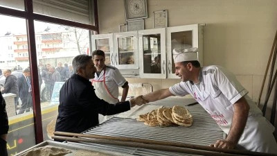 Bakan Yardımcısı Aydın, Adıyaman'da muhtarla ile buluştu