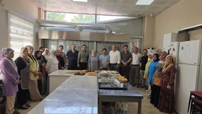 Bakanlık Heyeti, kadın kursiyerleri ziyaret etti